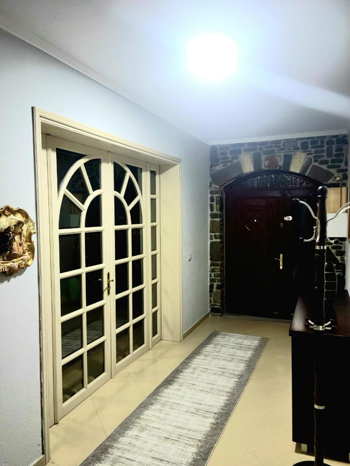 Villa Llanaj ベラト エクステリア 写真